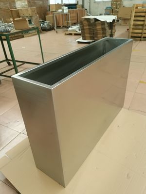 Beli Custom stainless steel persegi panjang penanam taman pot bunga logam ekstra besar online manufacture
