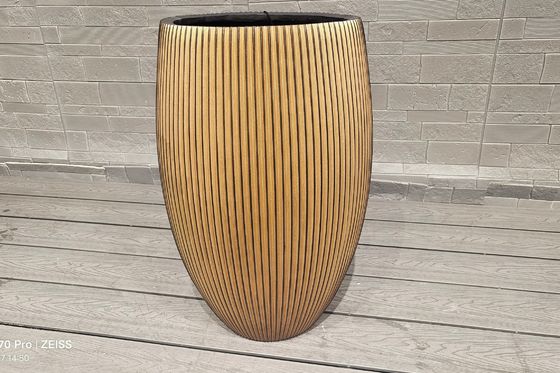 Beli Dekorasi dalam ruangan Fiber Clay Planter dengan permukaan bertekstur dan Karakter tahan es online manufacture