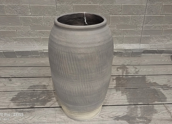 Beli Fiber Cement Pot Hand Carve Finishing Drainage Holes Disesuaikan dengan Permintaan Pelanggan online manufacture