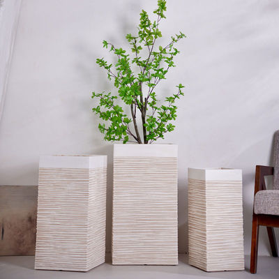 Beli Neutral Beige Vertical Strip Pattern Fiber Clay Flower Pot Round Dalam Pengaturan Upscale online manufacture